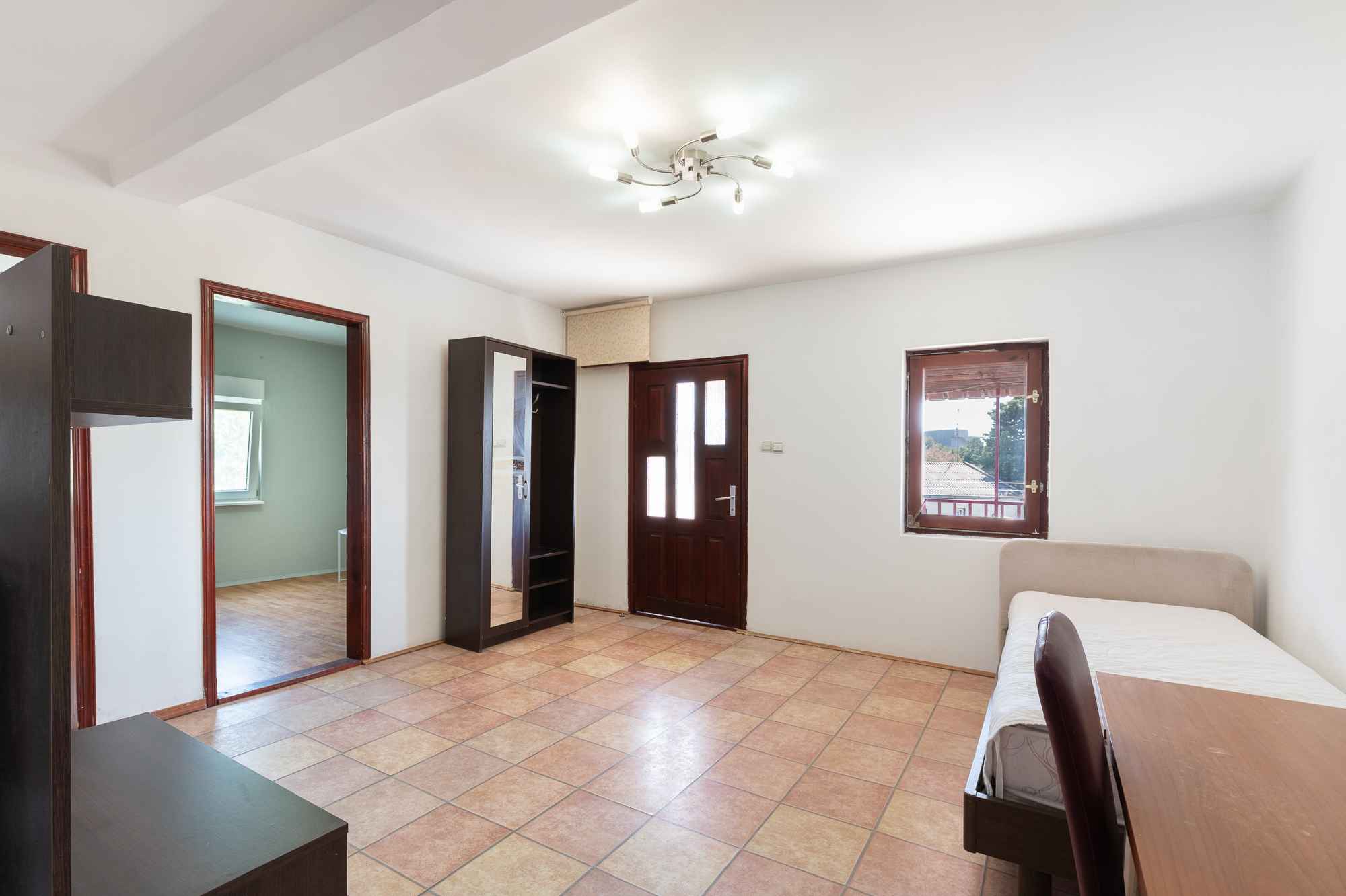 Image of House - 4 Bedrooms - 2 Bathrooms for Sale in Bar-Sutomore-Montenegro, Image 4